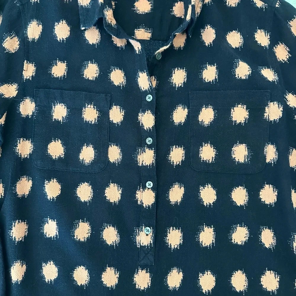 J Crew Pop Over, Long Sleeve, Button Cuff.  Sz 10 Good Condition